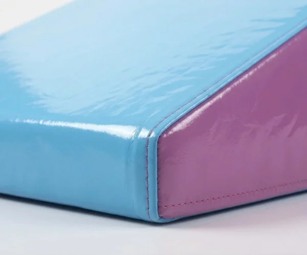 rampa en espuma para gimnasio infantil Martez Group
